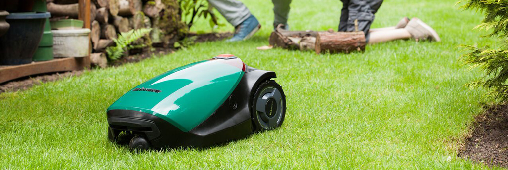 Visuel présentant la gamme Robomow et Belrobotics